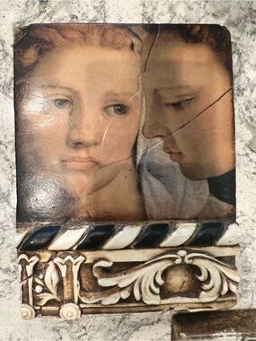 Sid Dickens Antique-Style Decorative Wall Plaque with Portrait Motif